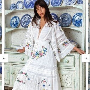 🌻🌼Charm Your Way - Embroidered maxi dress/duster - Rosey Tea in Ivory - NWT